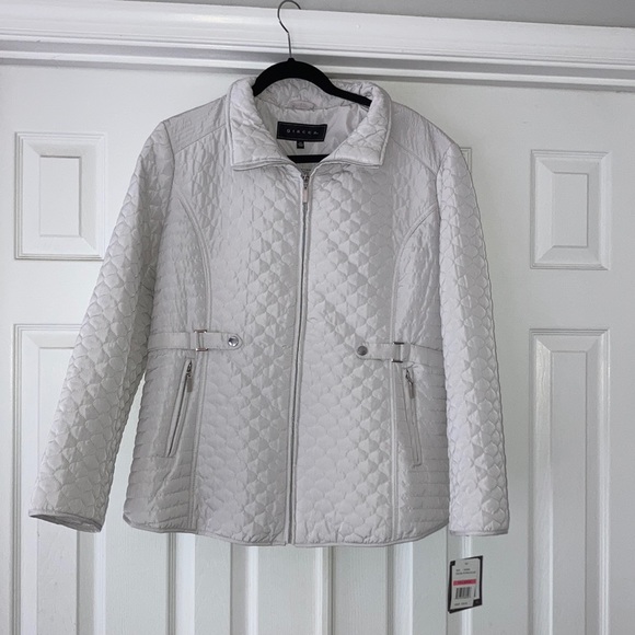 Gorgeous White Lightweight Quilted Jacket - Picture 1 of 8